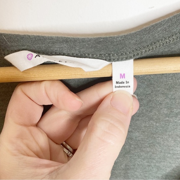 Athleta Seeker Tee Ruched Tulip Dress Size M Green Modal - Picture 4 of 7